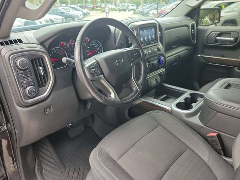 Used 2020 Chevrolet Silverado 1500 LT Trail Boss AWD/4WD image 15