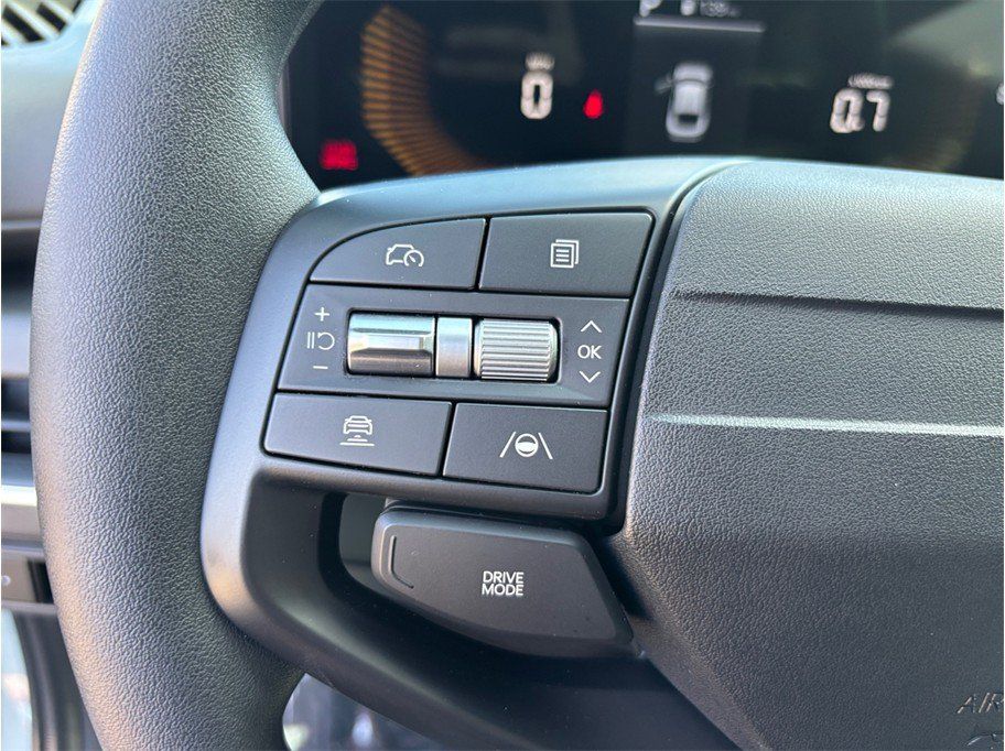 Used 2025 Kia K4 FWD image 22