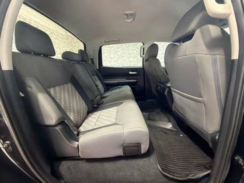 Used 2019 Toyota Tundra SR5 w/ SR5 Upgrade Package AWD/4WD image 12
