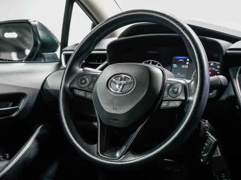 Certified 2023 Toyota Corolla LE image 14