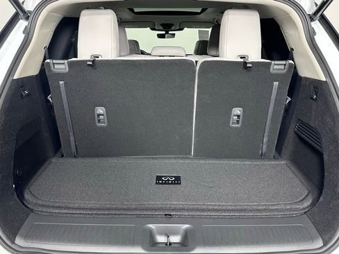 New 2026 INFINITI QX60 Luxe image 25