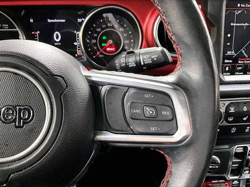 Used 2022 Jeep Wrangler Unlimited Rubicon w/ Xtreme Recon 35" Tire Package image 23