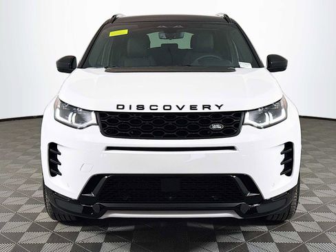 New 2026 Land Rover Discovery Sport Landmark image 2