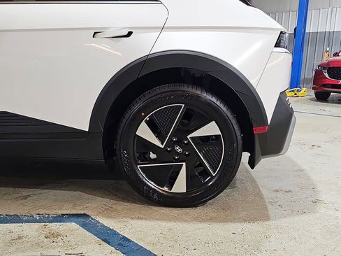 New 2026 Hyundai Ioniq 5 SE image 32