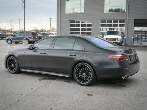 Used 2023 Mercedes-Benz S 580e 4MATIC Sedan w/ AMG Line image 15