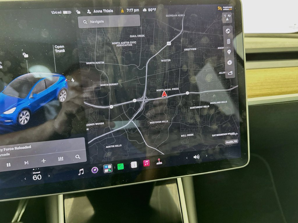 Used 2021 Tesla Model Y Long Range AWD/4WD image 15