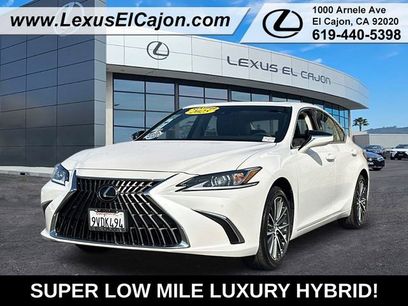 Certified 2025 Lexus ES 300h w/ Premium Package