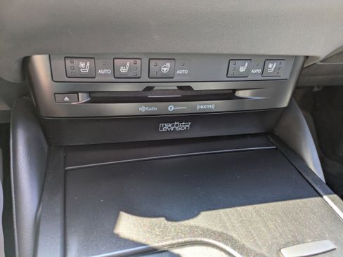 Used 2022 Lexus ES 350 F Sport FWD image 18