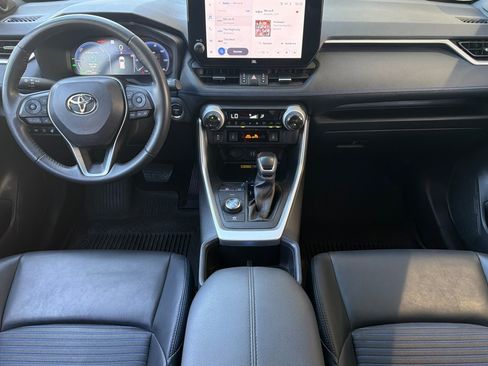 Used 2023 Toyota RAV4 XSE AWD/4WD image 17
