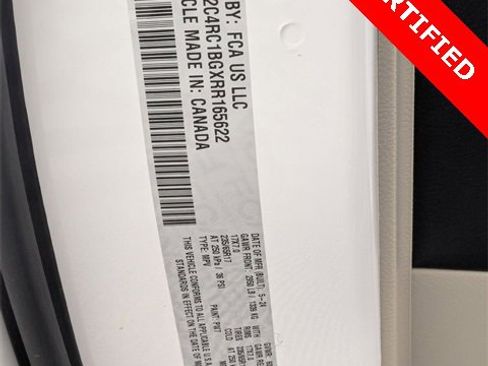 Certified 2024 Chrysler Pacifica Touring-L image 37