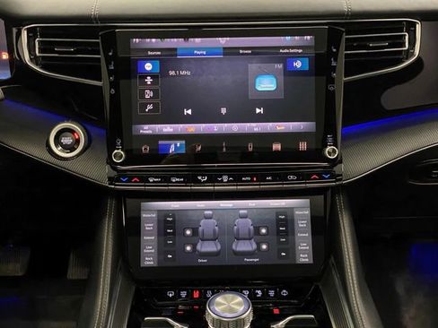 Used 2022 Jeep Grand Wagoneer Series II image 9