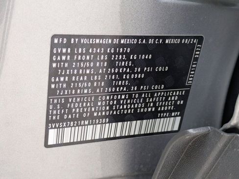 Used 2024 Volkswagen Taos SE image 30