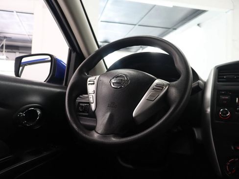 Used 2015 Nissan Versa SV FWD image 25