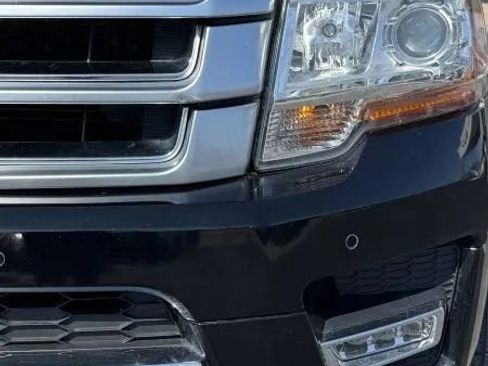 Used 2016 Ford Expedition Platinum RWD image 9