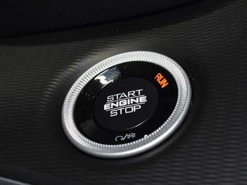 New 2025 Jeep Grand Cherokee Altitude image 22