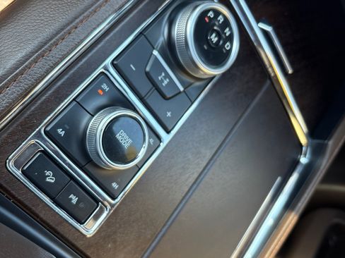 Used 2023 Ford Expedition Max King Ranch AWD/4WD image 23