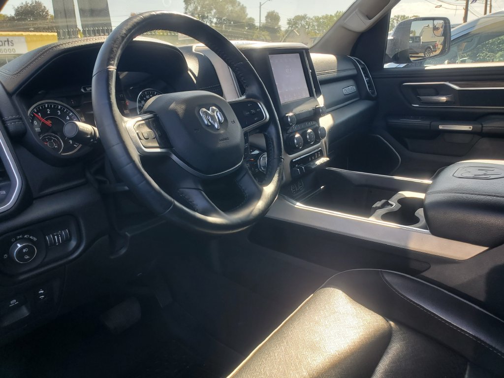 Used 2020 RAM 1500 Laramie AWD/4WD image 8