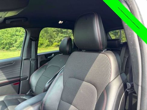 Used 2023 Ford Escape ST-Line Select w/ Tech Pack #2 AWD/4WD image 6