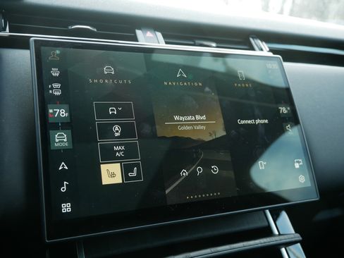 Used 2025 Land Rover Range Rover Velar Dynamic SE image 29