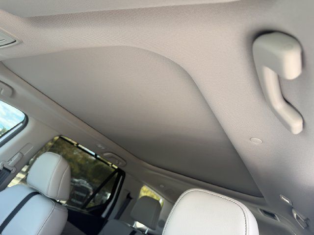 New 2026 Honda Pilot Touring image 22