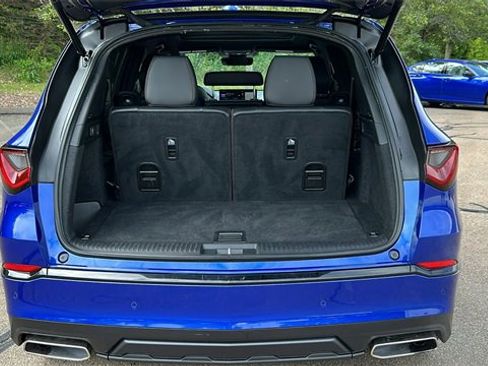 Used 2023 Acura MDX A-Spec image 30