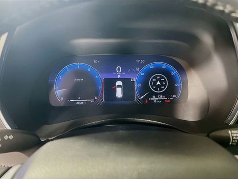 Used 2023 Toyota Highlander Platinum image 15