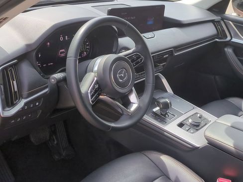 Certified 2025 MAZDA CX-70 Plug-In Hybrid w/ Premium Pkg AWD/4WD image 13