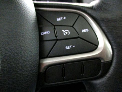 Used 2021 Jeep Renegade Limited w/ Sun & Sound Group image 24