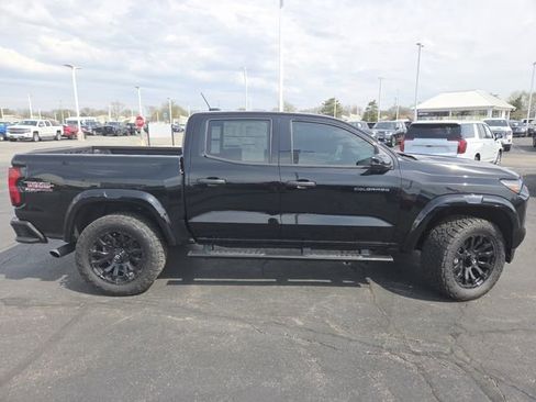 New 2025 Chevrolet Colorado Trail Boss AWD/4WD image 25