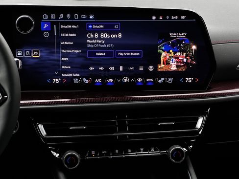 Certified 2024 Chevrolet Traverse RS w/ LPO, Floor Liner Package image 21