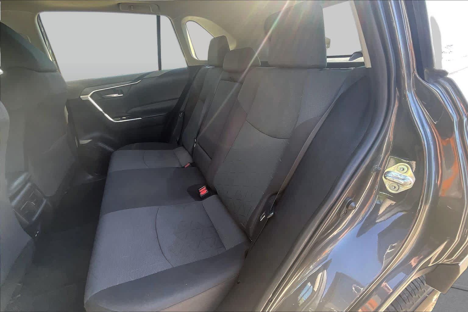 Used 2023 Toyota RAV4 XLE w/ Convenience Package FWD image 20
