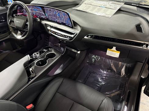 New 2026 Cadillac Lyriq V image 52