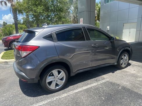 Used 2020 Honda HR-V EX-L image 3