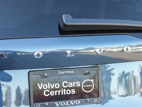 New 2026 Volvo XC90 T8 Ultra w/ Protection Package Premier AWD/4WD image 10
