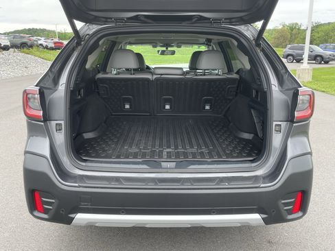 Used 2022 Subaru Outback Limited w/ Popular Package #2 AWD/4WD image 5