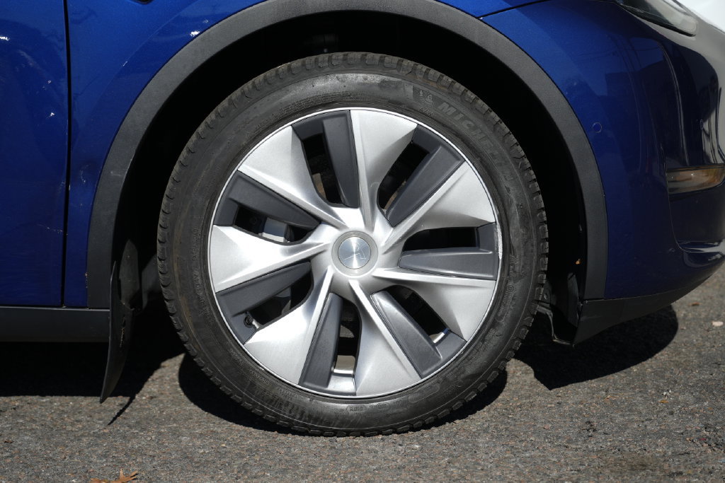 Used 2020 Tesla Model Y Long Range AWD/4WD image 12