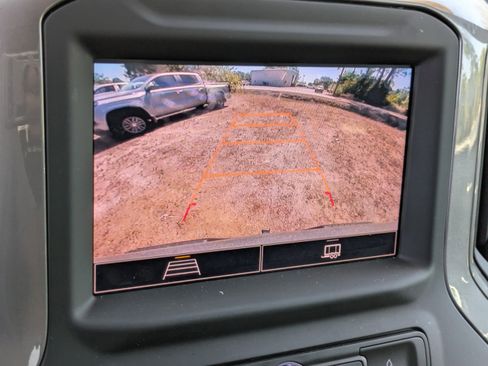 Used 2024 Chevrolet Silverado 1500 Custom image 26