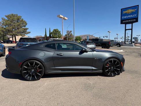 Certified 2017 Chevrolet Camaro SS w/ 50th Anniversary Edition RWD image 4