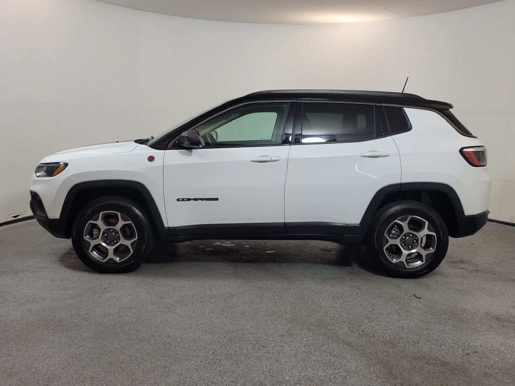 Used 2022 Jeep Compass Trailhawk AWD/4WD image 4