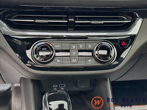 Used 2025 Buick Envista Sport Touring w/ Convenience I Package FWD image 19