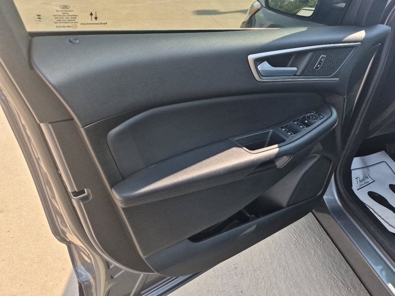 Used 2023 Ford Edge SEL w/ Convenience Package AWD/4WD image 16