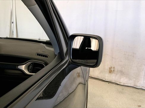 Used 2019 Jeep Renegade Latitude image 11