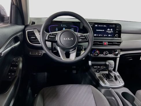 New 2026 Kia Seltos LX image 20