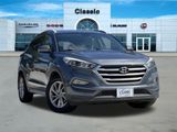 Used 2017 Hyundai Tucson SE image 2