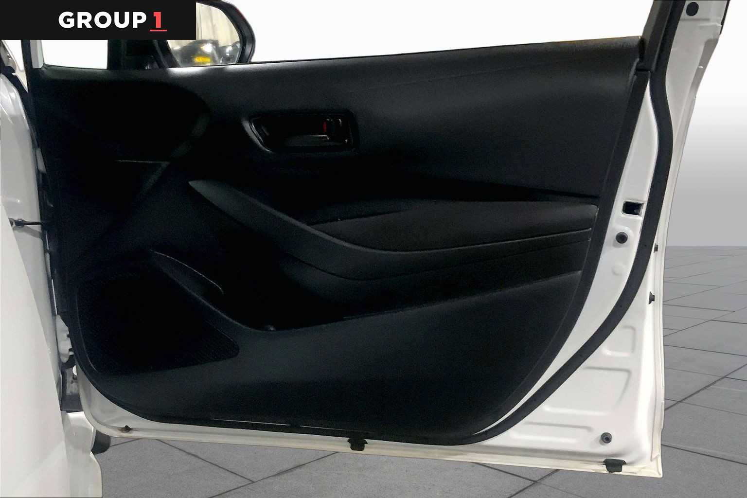 Certified 2025 Toyota Corolla LE FWD image 23