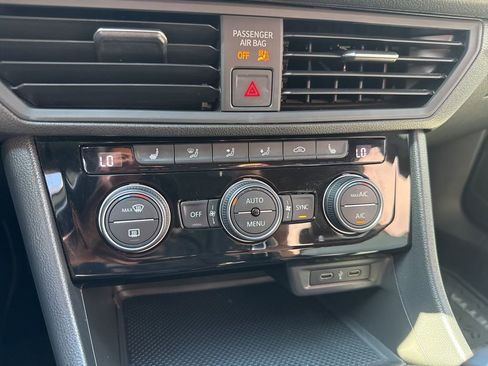 Used 2021 Volkswagen Jetta R-Line image 20