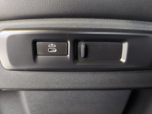 Used 2019 BMW X5 xDrive40i w/ Convenience Package image 39