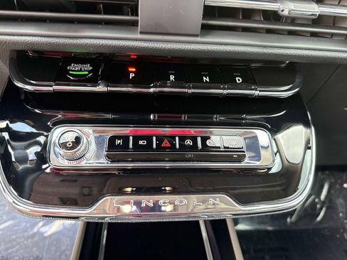 Used 2023 Lincoln Corsair FWD image 28