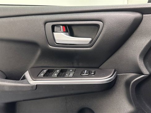 Certified 2017 Toyota Camry LE image 16