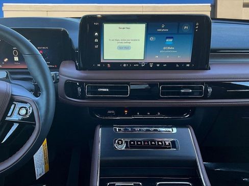 New 2026 Lincoln Aviator Reserve image 6